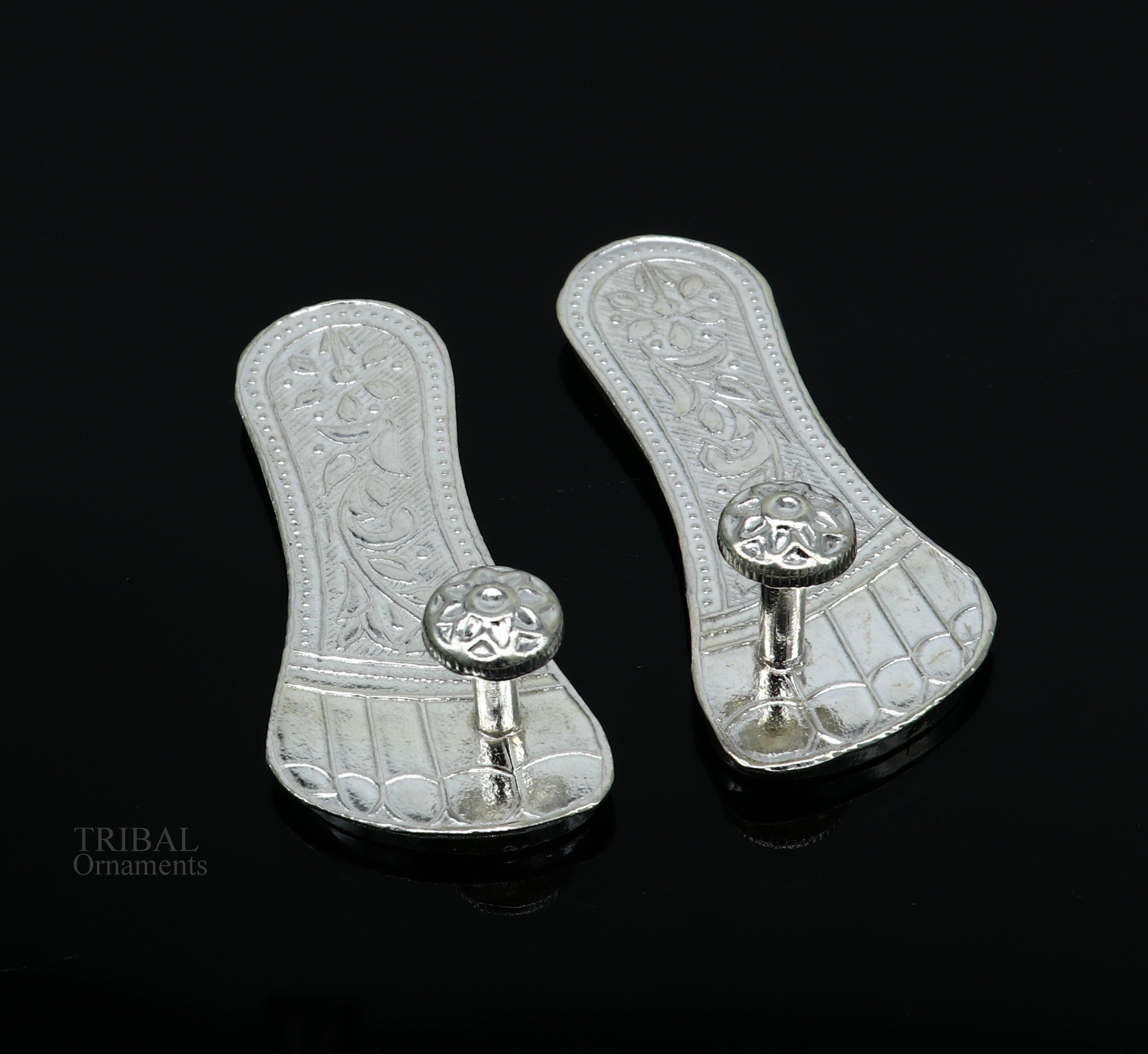 3 Solid Sterling Silver Handmade Charan Paduka or Slippers for Idol  Krishna, Laddu Gopala, Little Krishna or Vshnu Narayana Puja Art Su637 -  Etsy